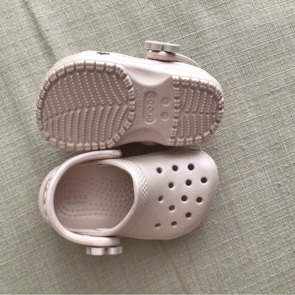 CROCS Pearl Shine Clog - Picture 2 of 4
